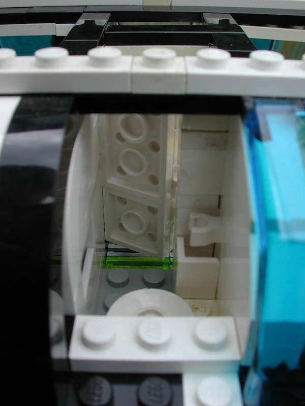 p05-lavatory.jpg